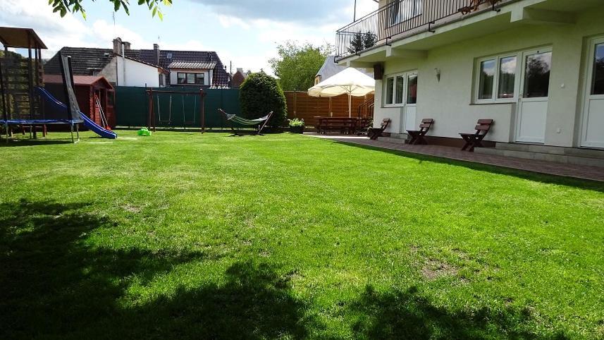 Apartamenty Gosciniec Re-Max Mrzeżyno Kültér fotó
