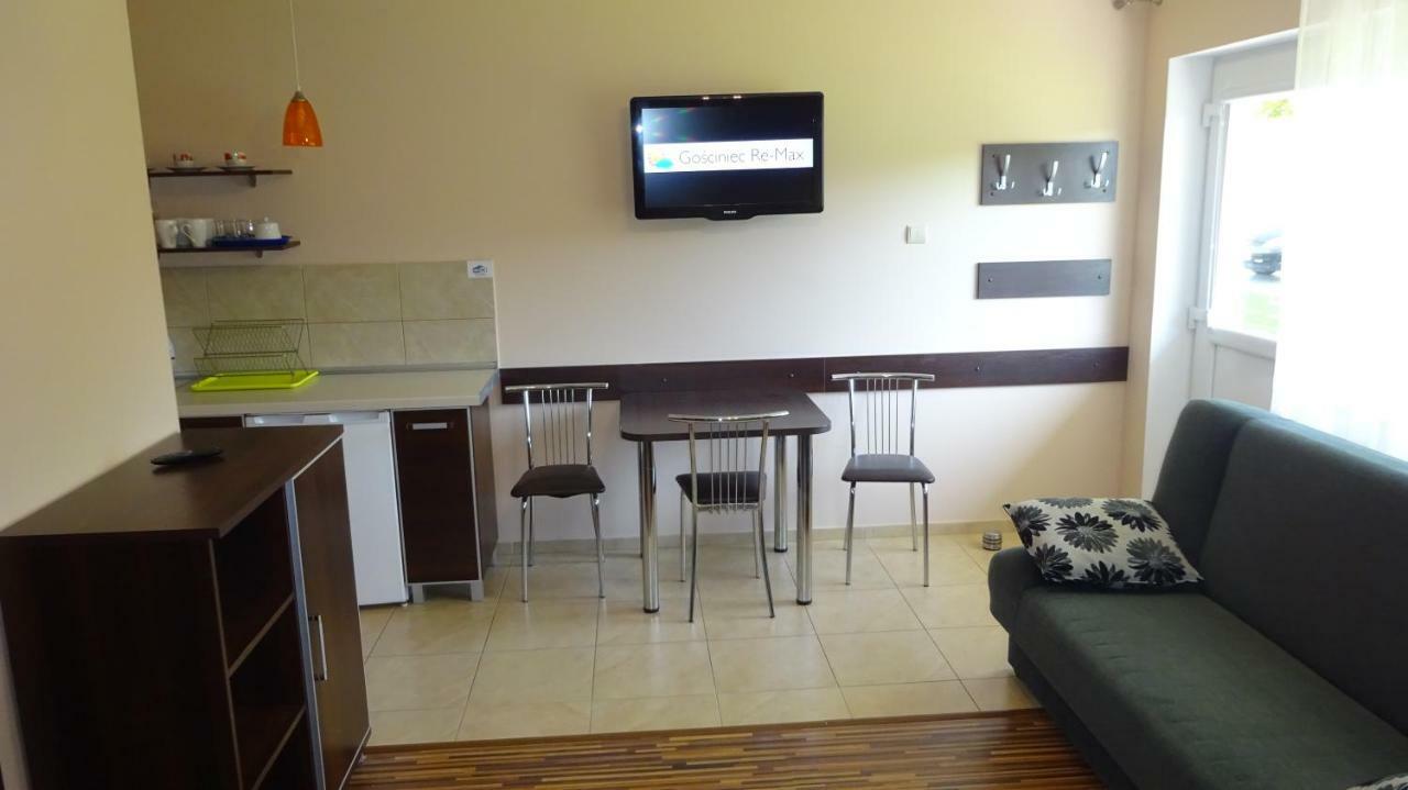 Apartamenty Gosciniec Re-Max Mrzeżyno Kültér fotó